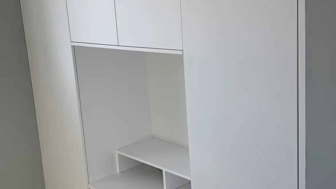 Schrank